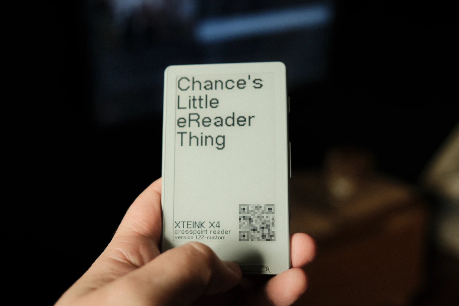 My XTEINK X4 sleepscreen with a QR code